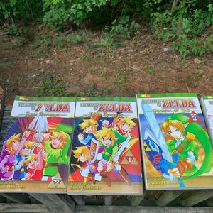 Legend of Zelda manga box set 8/10 (missing 2 books)